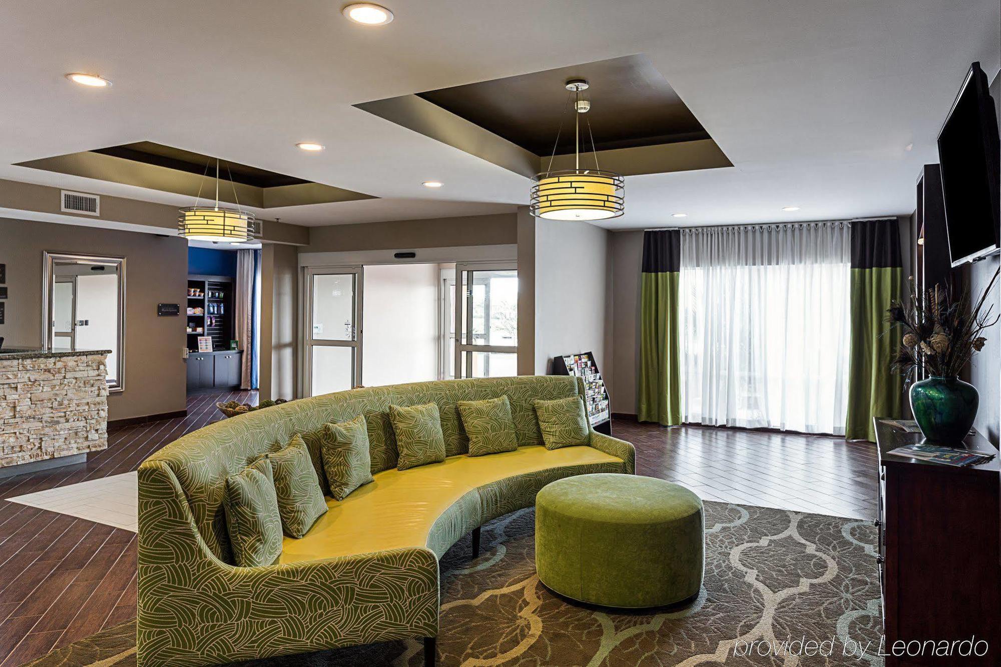גונזלס Comfort Suites Near Tanger Outlet Mall מראה חיצוני תמונה