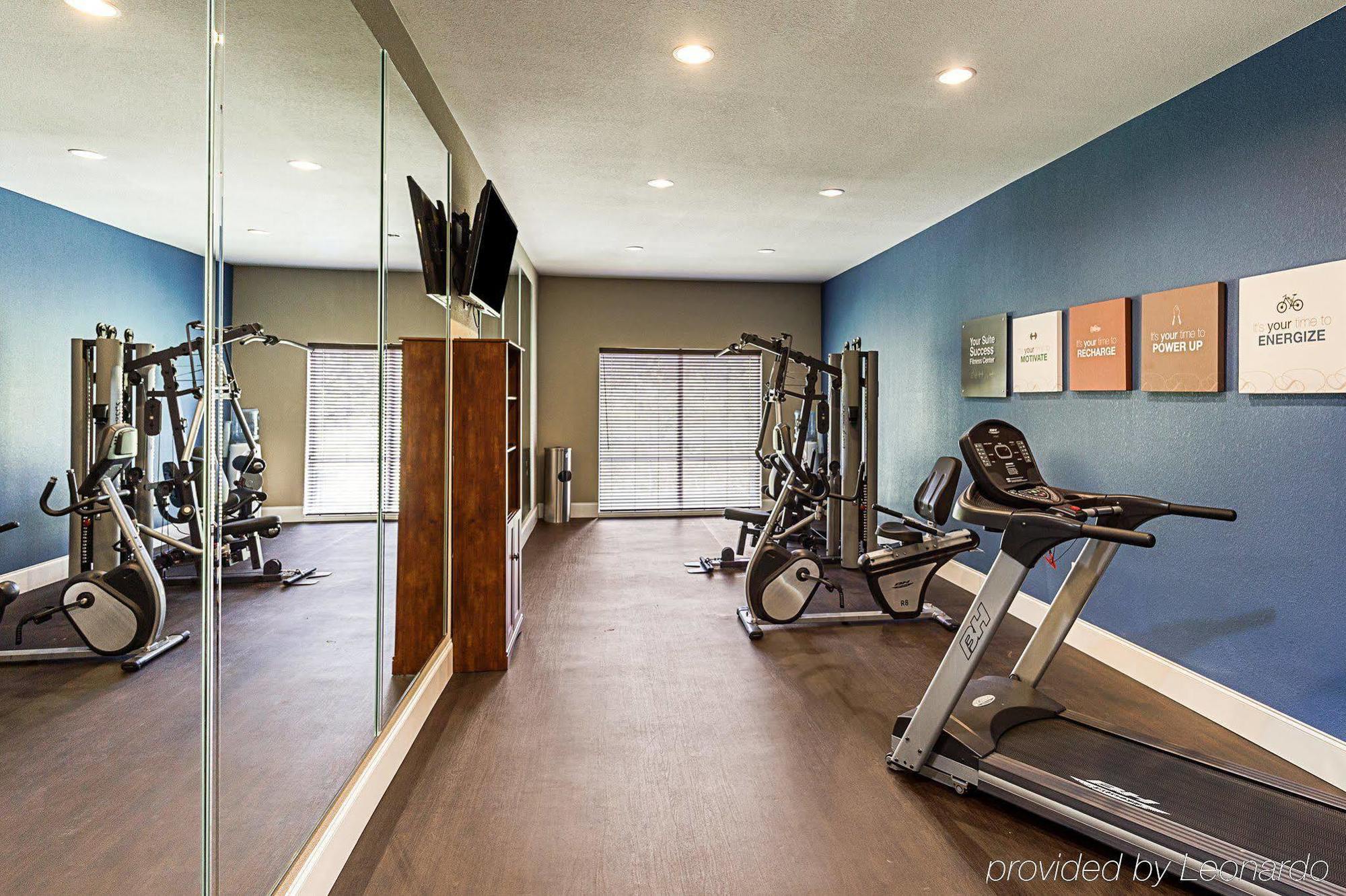 גונזלס Comfort Suites Near Tanger Outlet Mall מראה חיצוני תמונה